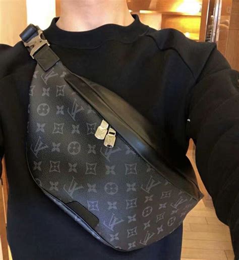 LOUIS VUITTON LV Discovery Bum PM Waist Crossbody Bag 